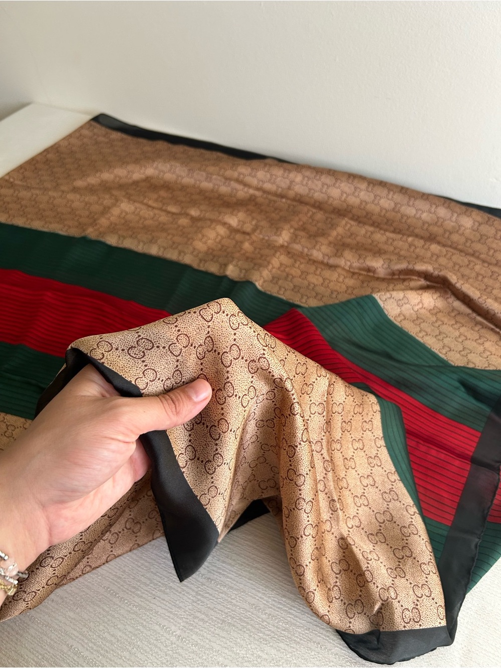 Silk-feeling Scarf with Green and Red Stripe